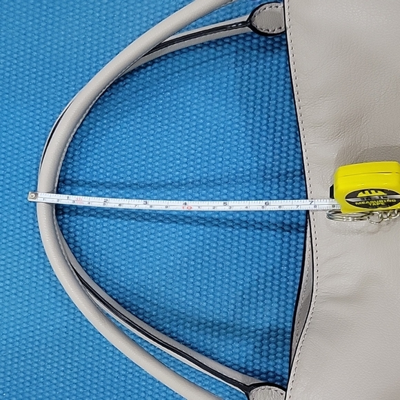 Kate Spade Hand Bag - Picture 7 of 10